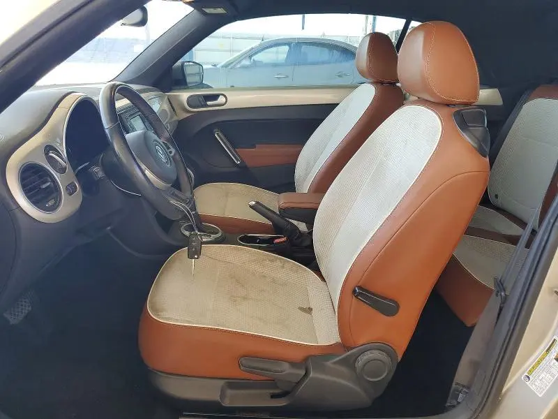 2015 VOLKSWAGEN BEETLE 1.8T  
