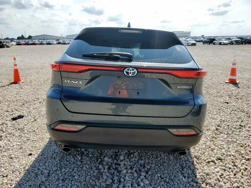 2021 TOYOTA VENZA LE  