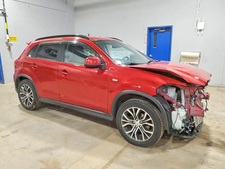 2018 MITSUBISHI RVR SE LIMITED  