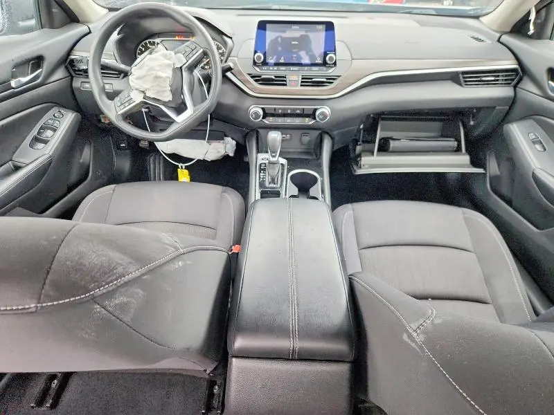 2024 NISSAN ALTIMA SV  