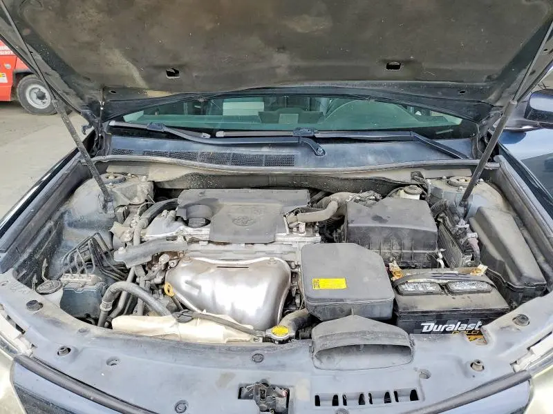 2014 TOYOTA CAMRY SE  