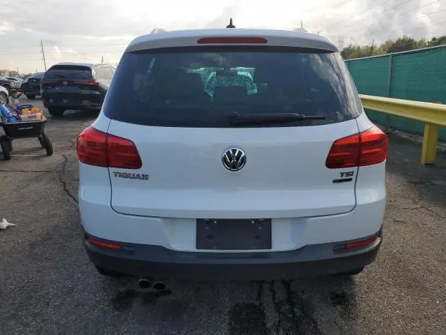 2017 VOLKSWAGEN TIGUAN WOLFSBURG  