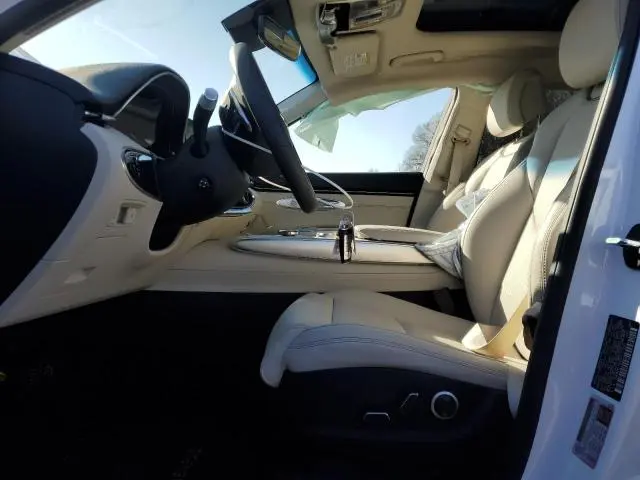 2025 GENESIS GV70 BASE  