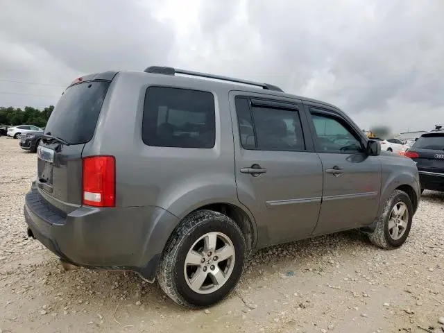 2011 HONDA PILOT EXLN  