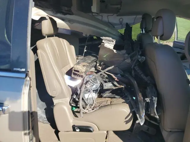 2014 CHRYSLER TOWN & COUNTRY TOURING L  