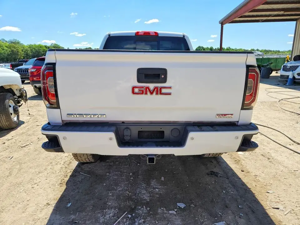 2017 GMC SIERRA K1500 SLT  