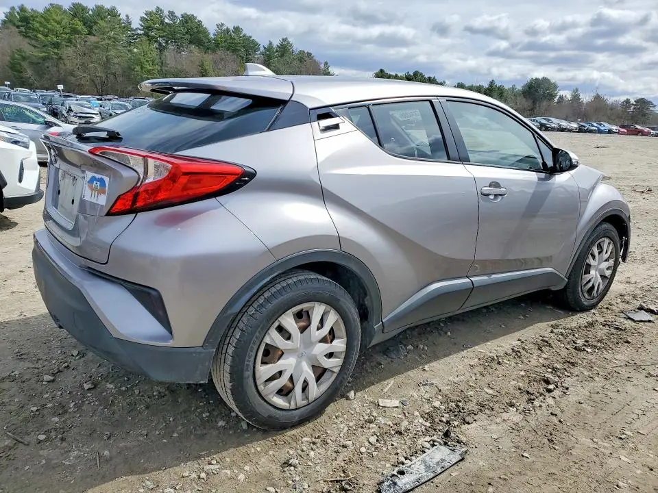2019 TOYOTA C-HR LE  
