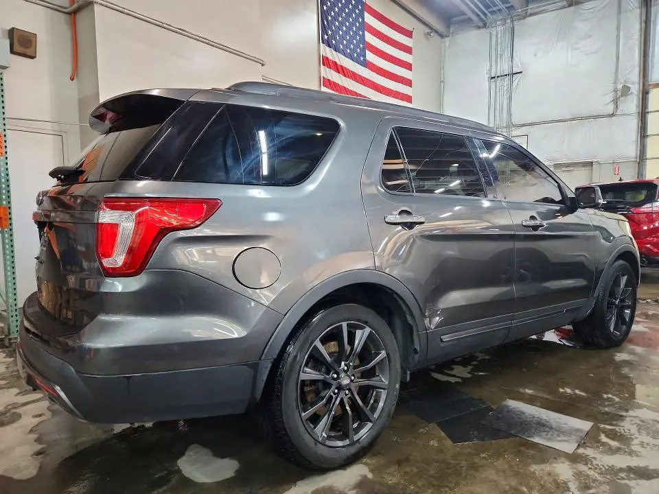 2017 FORD EXPLORER XLT  