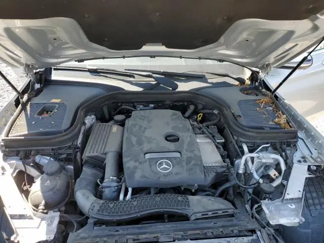 2016 MERCEDES-BENZ GLC 300  
