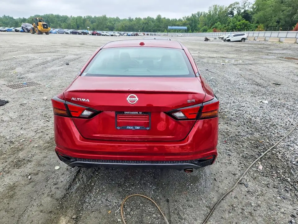 2019 NISSAN ALTIMA SR  
