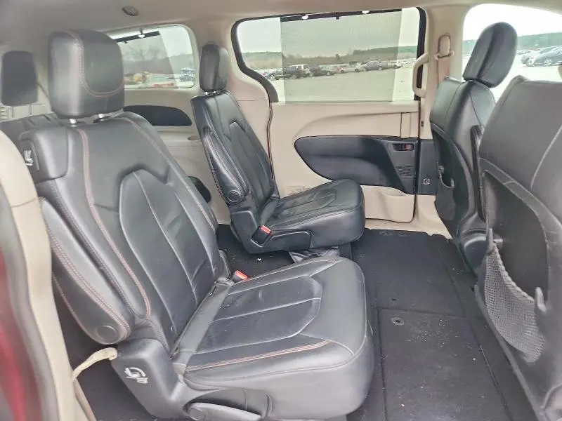 2017 CHRYSLER PACIFICA TOURING L  