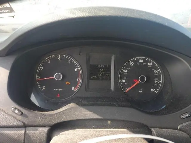 2011 VOLKSWAGEN JETTA SE  