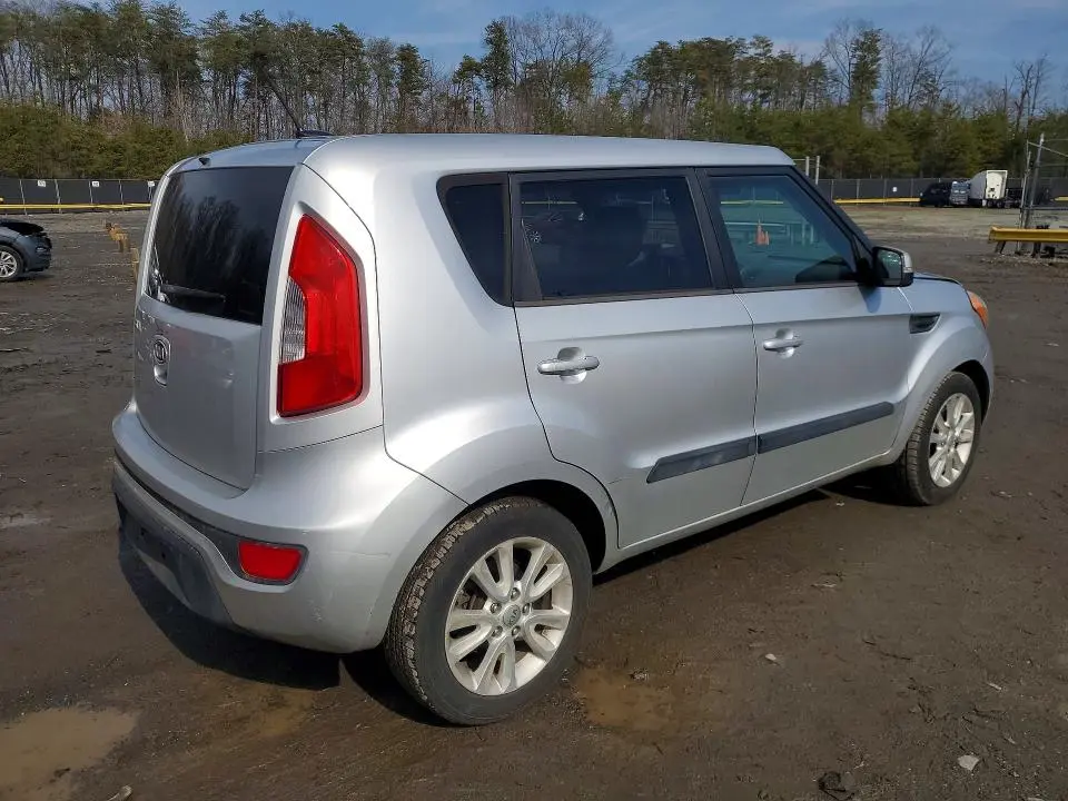 2012 KIA SOUL +  