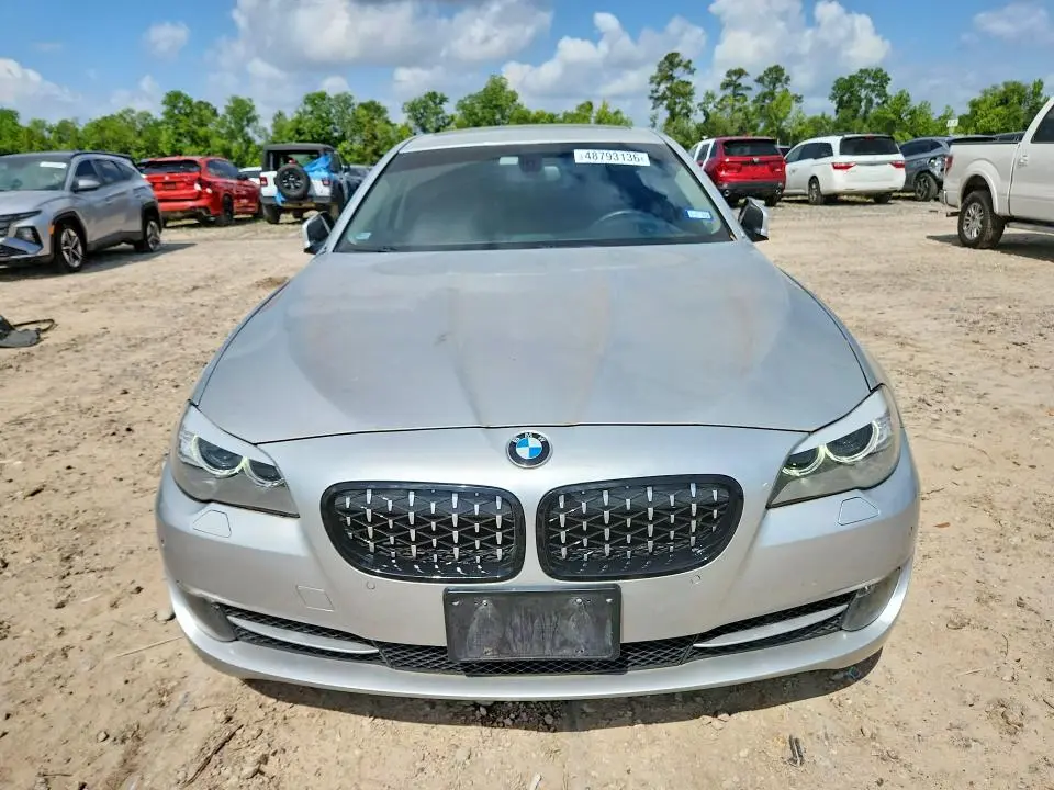 2012 BMW 528 I  