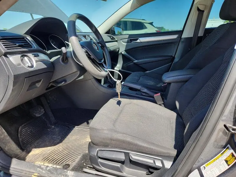 2016 VOLKSWAGEN PASSAT S  