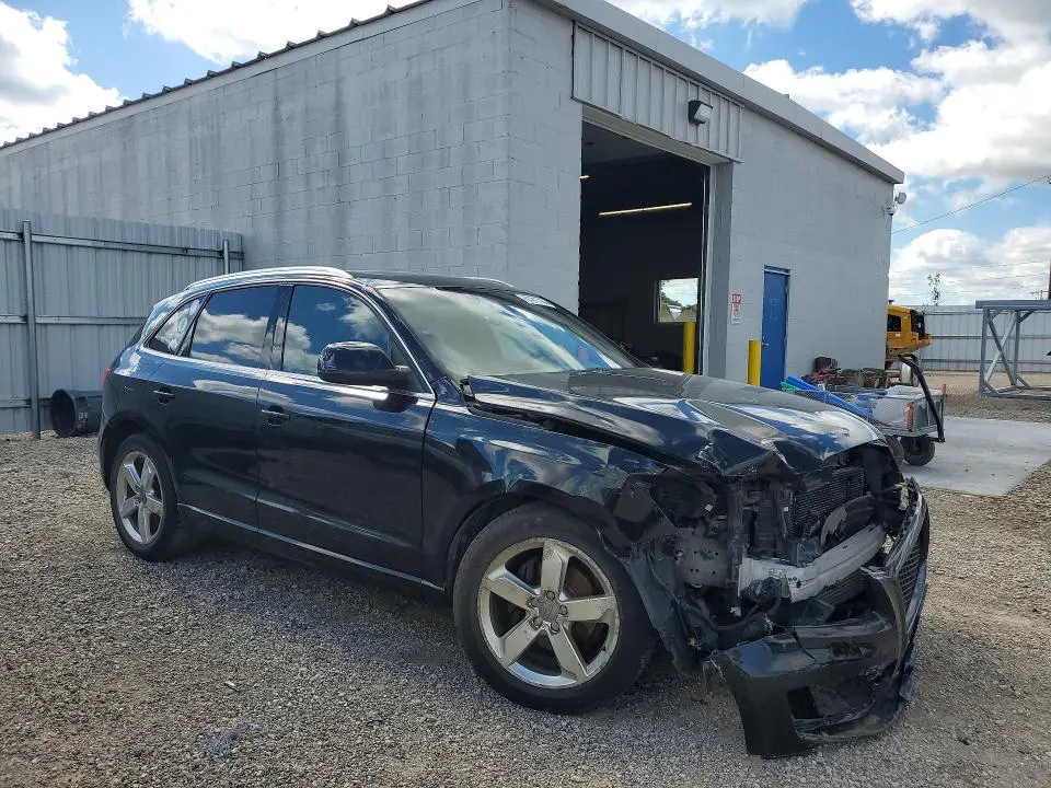 2011 AUDI Q5 PREMIUM PLUS  