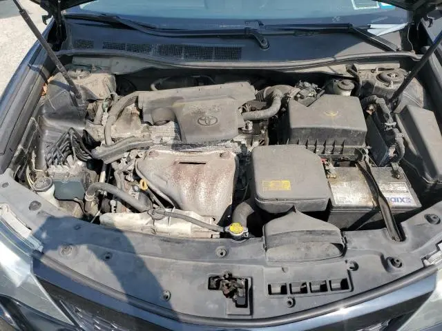 2014 TOYOTA CAMRY SE  
