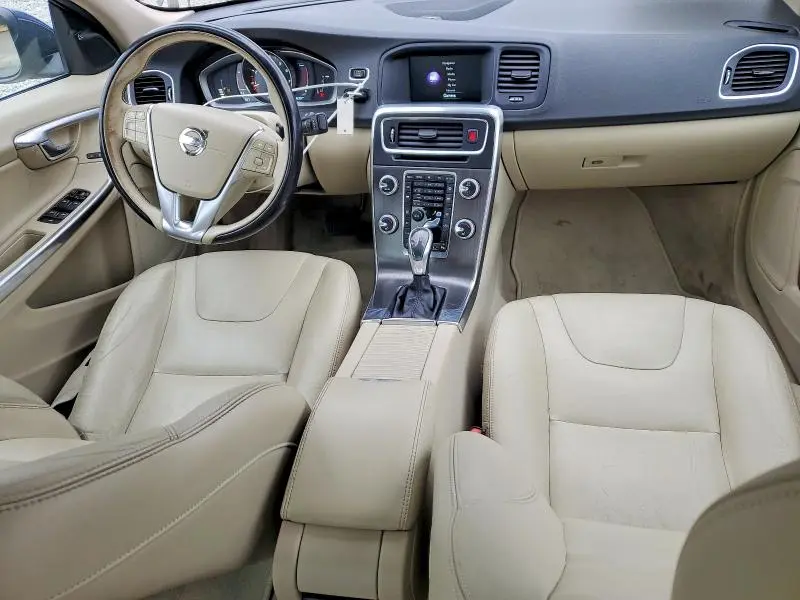 2015 VOLVO S60 PLATINUM  
