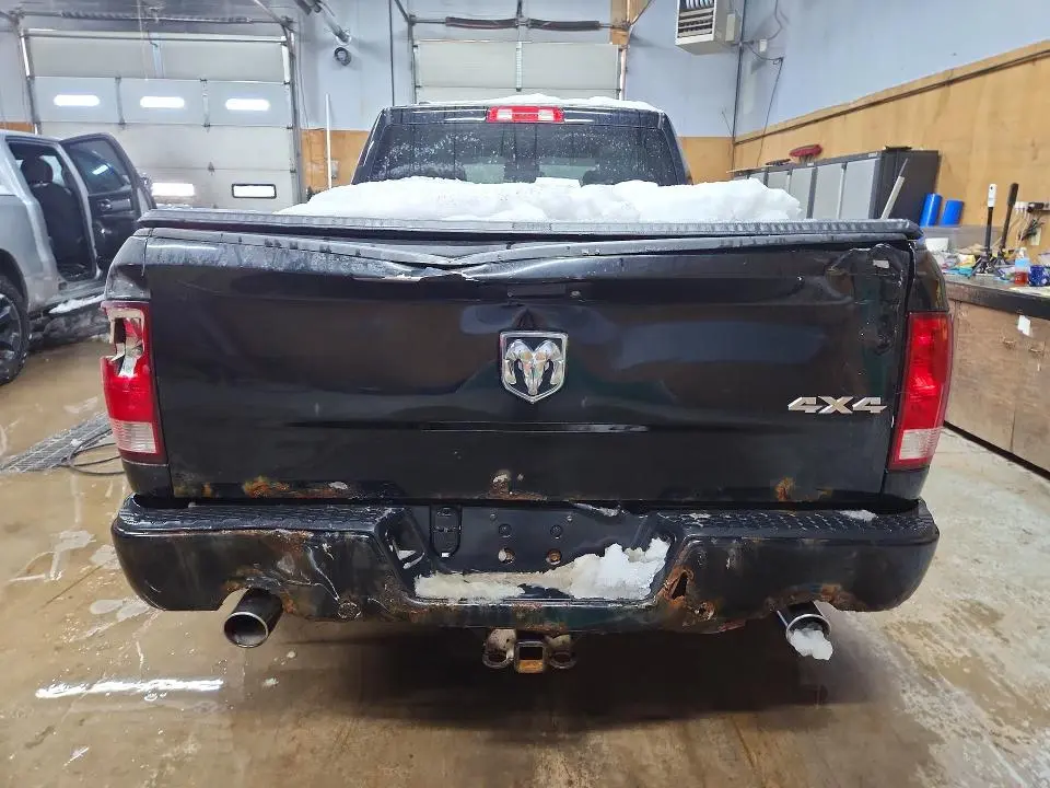 2013 RAM 1500 ST  