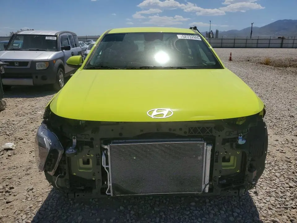 2025 HYUNDAI KONA SE  