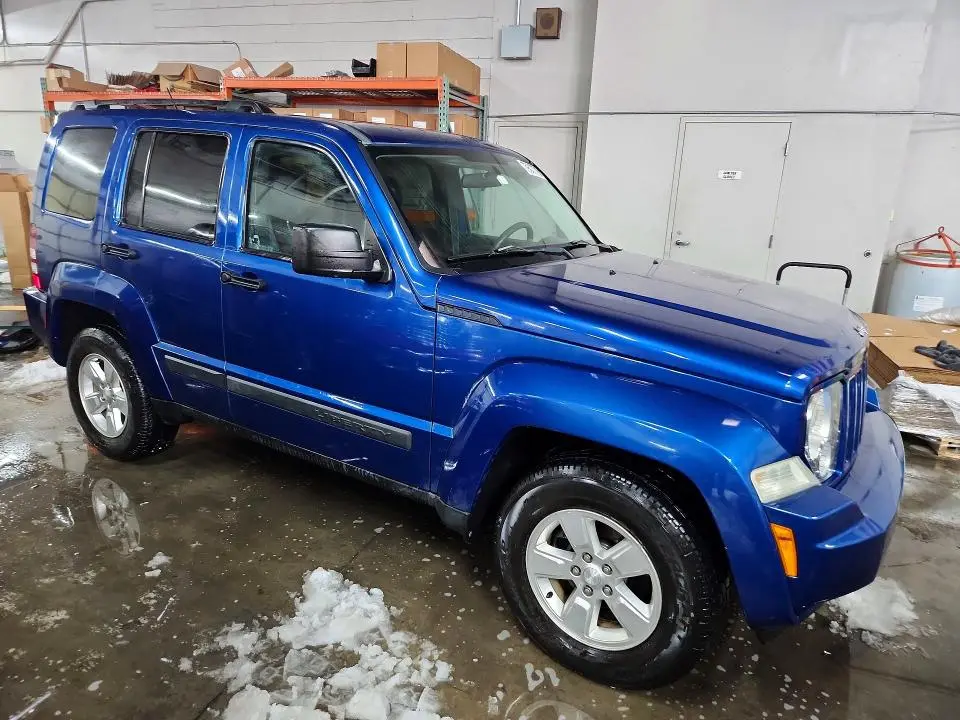 2010 JEEP LIBERTY SPORT  