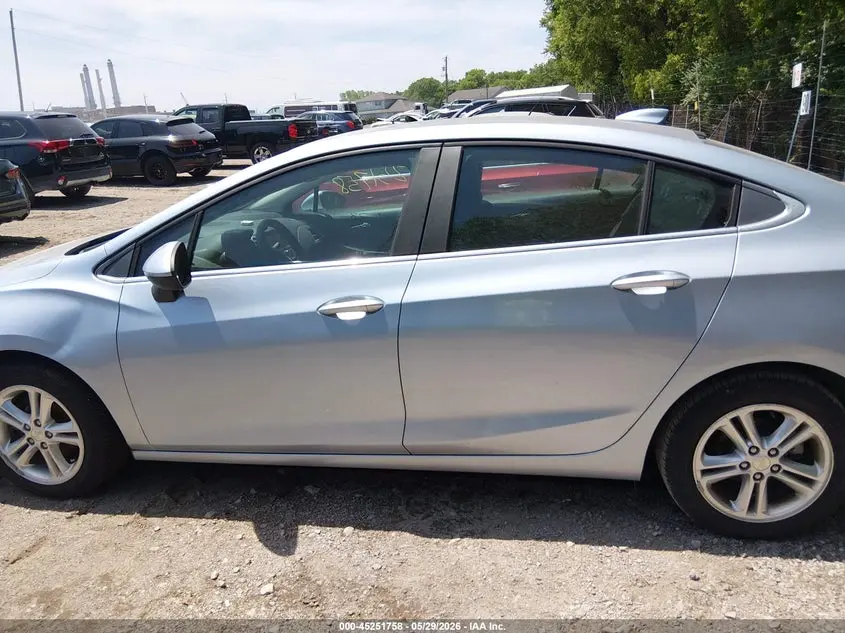 2017 CHEVROLET CRUZE LT AUTO