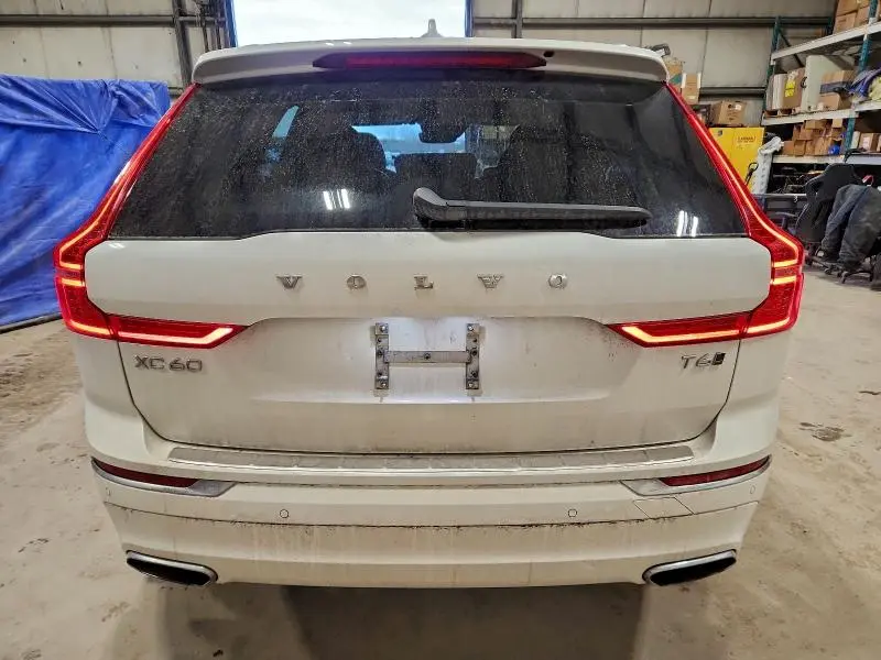 2021 VOLVO XC60 T6 INSCRIPTION  