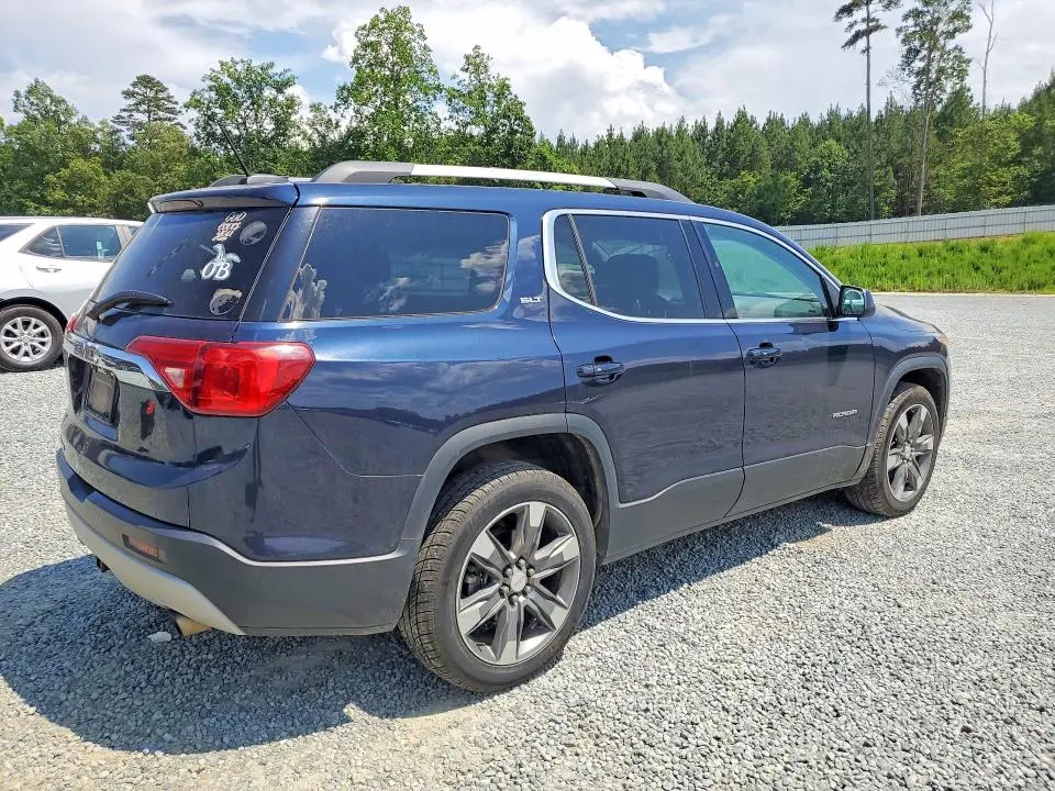 2017 GMC ACADIA SLT-2  