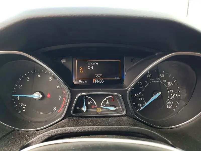 2015 FORD FOCUS SE  