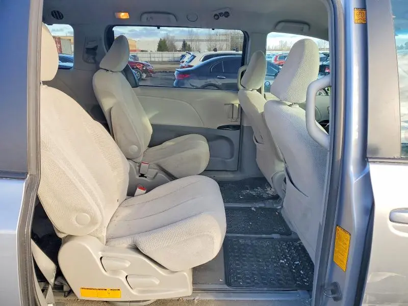 2012 TOYOTA SIENNA LE 7-PASSENGER  