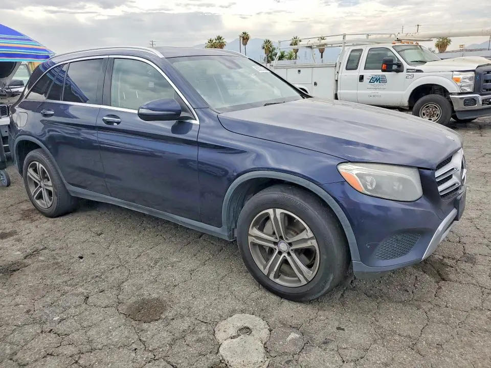 2016 MERCEDES-BENZ GLC 300  