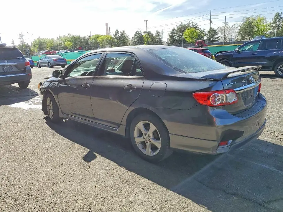 2013 TOYOTA COROLLA S  