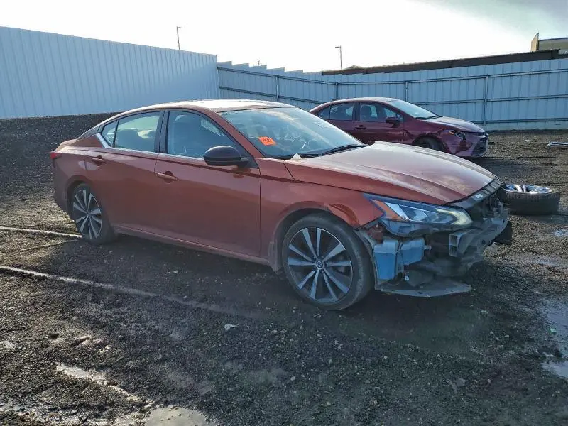 2021 NISSAN ALTIMA SR  