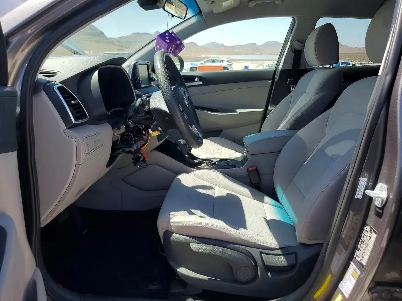 2020 HYUNDAI TUCSON SE  