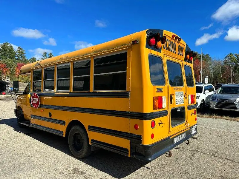 2015 GMC SAVANA CUTAWAY G3500  