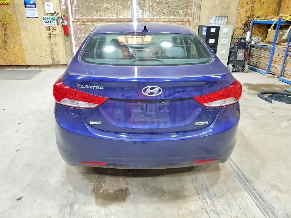 2013 HYUNDAI ELANTRA LIMITED  