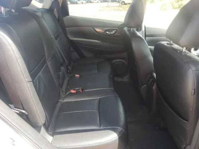 2019 NISSAN ROGUE S  