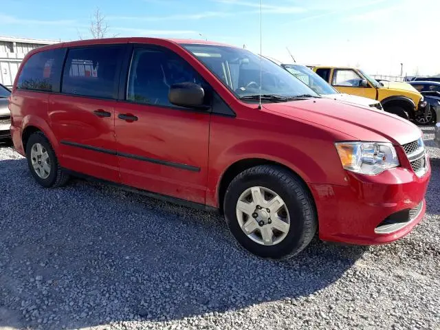 2013 DODGE GRAND CARAVAN SE  