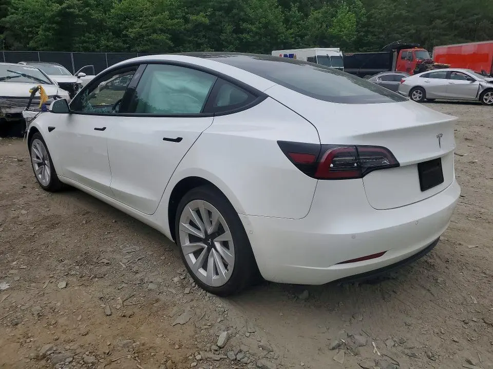 2021 TESLA MODEL 3   