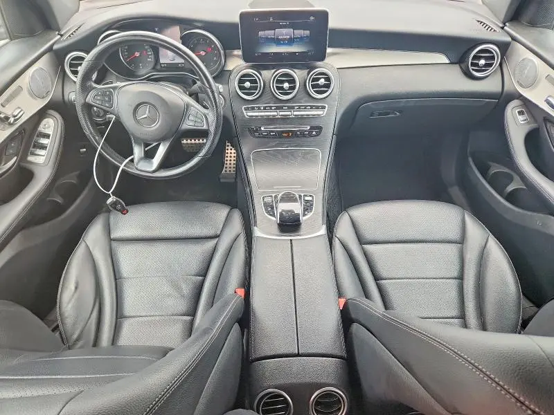 2019 MERCEDES-BENZ GLC 300 4MATIC  