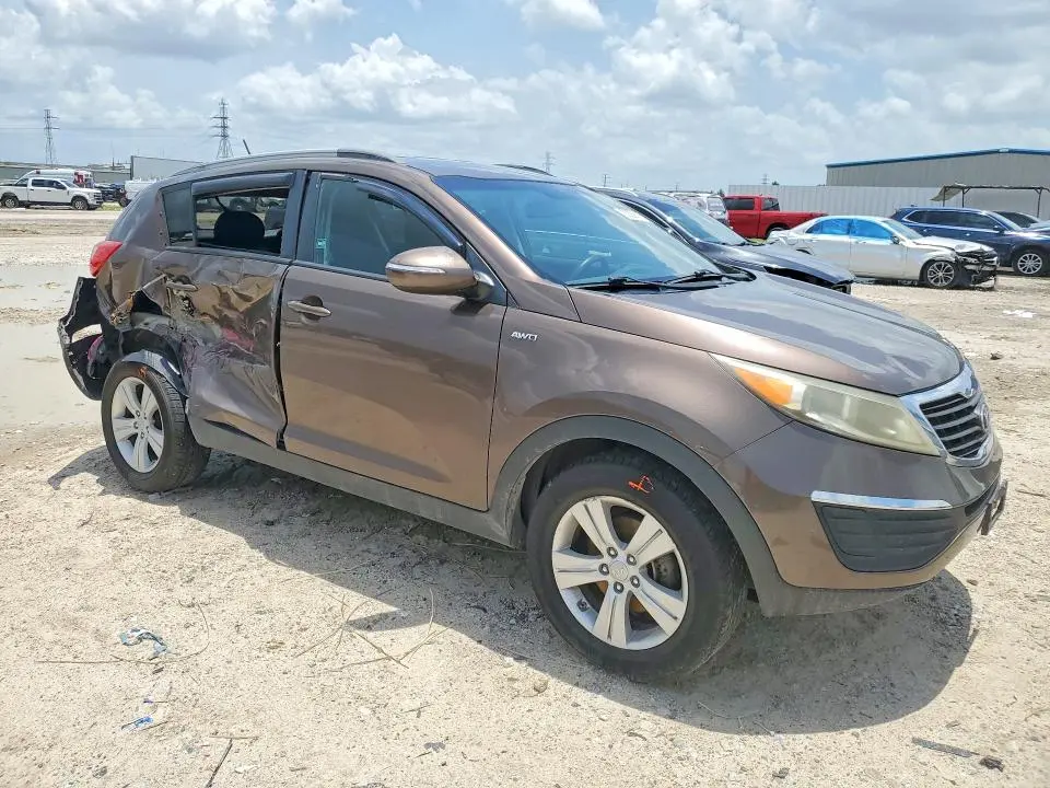 2013 KIA SPORTAGE LX  