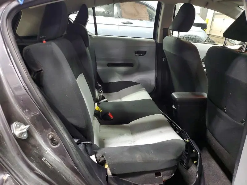 2014 TOYOTA PRIUS C TWO  