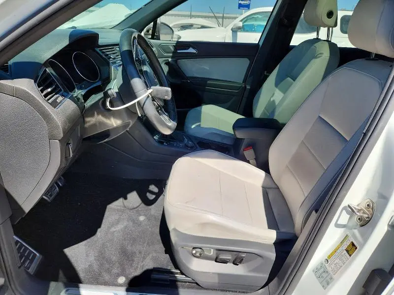 2018 VOLKSWAGEN TIGUAN SE  