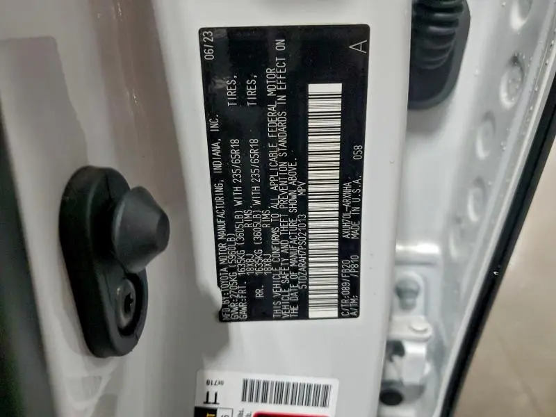 2023 TOYOTA HIGHLANDER HYBRID LE  