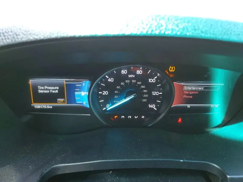 2017 FORD EXPLORER XLT  