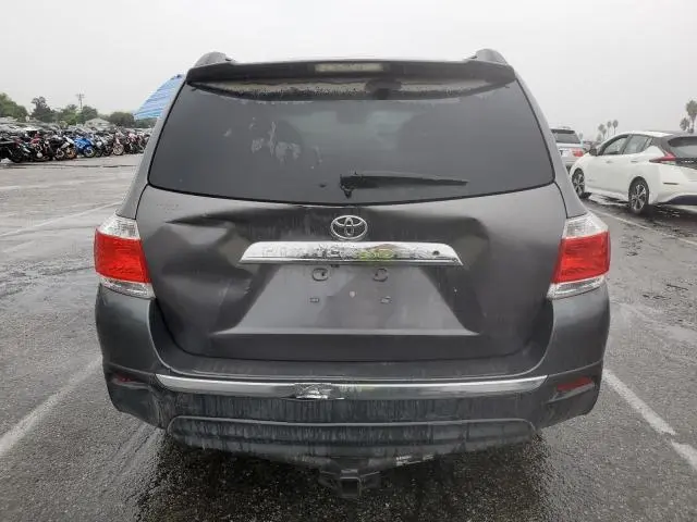 2013 TOYOTA HIGHLANDER BASE  