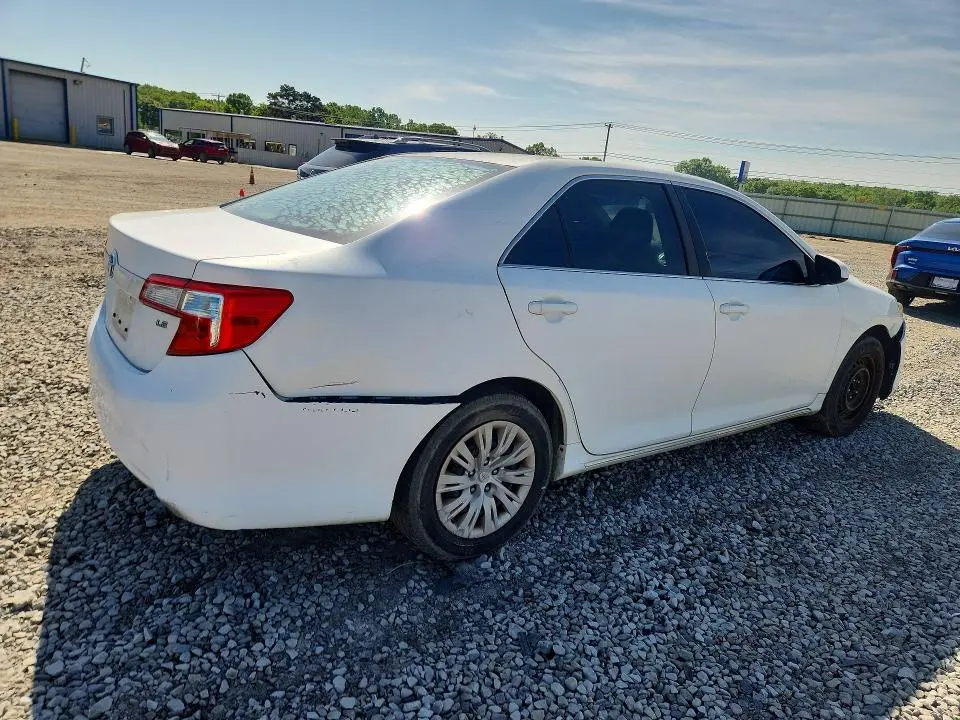 2012 TOYOTA CAMRY LE  