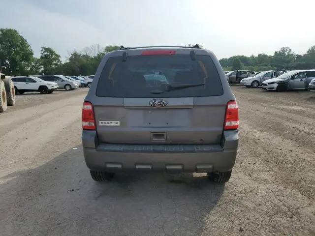 2011 FORD ESCAPE XLS  