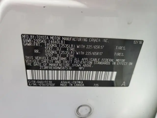 2017 TOYOTA RAV4 XLE  