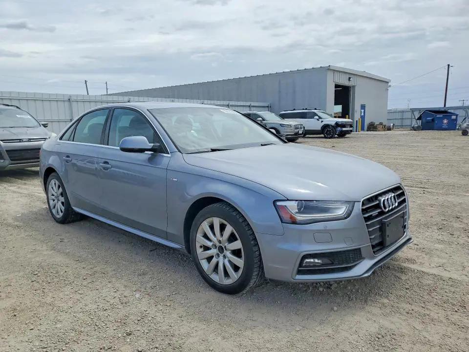 2015 AUDI A4   